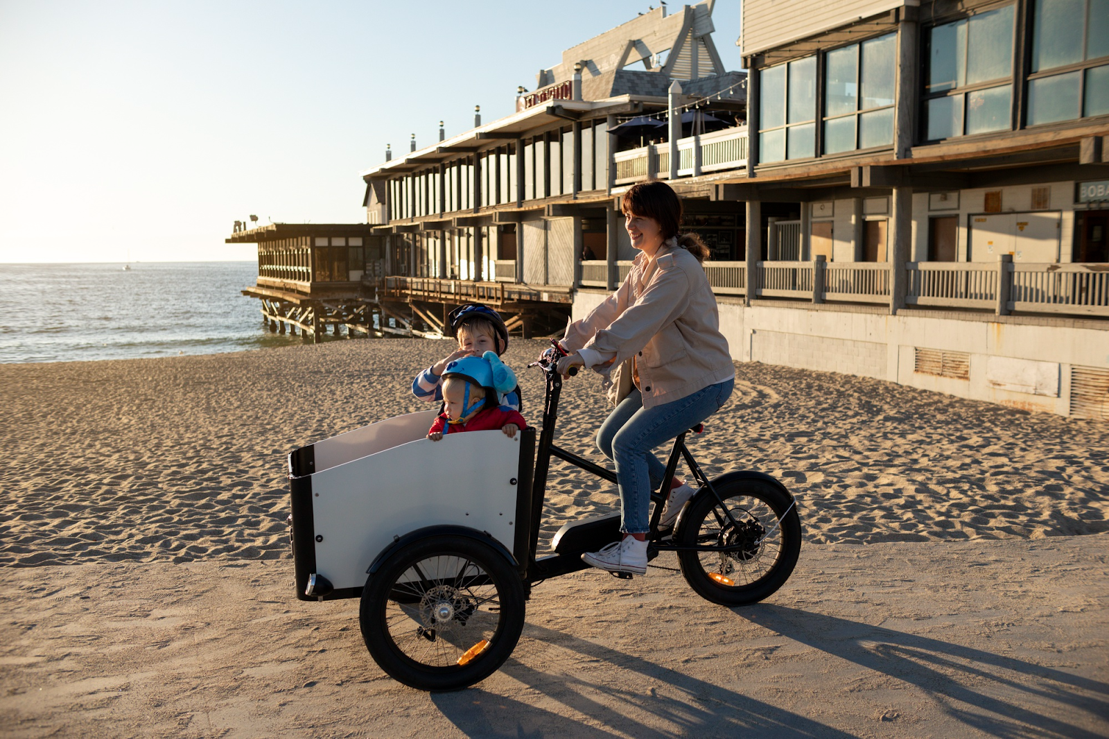 Electric Cargo Bikes for Families and Small Businesses: A Practical Look at What They Can Really Do