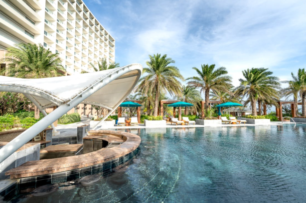 Luxury Living and Exploring with the Best 5-Star Hotels in Dubai