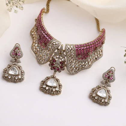 Fashion Jewellery Online Gives You More Options for Styling Indian and Western Outfits Together