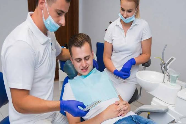 How General Dentistry Encourages Confidence Through Patient Education